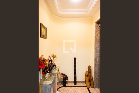 Apartamento à venda com 178m², 4 quartos e 3 vagas Apartamento à venda com 178m², 4 quartos e 3 vagasHall do Elevador
