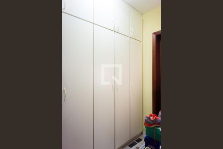 Apartamento à venda com 178m², 4 quartos e 3 vagas Apartamento à venda com 178m², 4 quartos e 3 vagasDespensa
