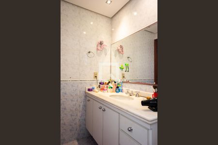 Apartamento à venda com 178m², 4 quartos e 3 vagas Apartamento à venda com 178m², 4 quartos e 3 vagasBanheiro