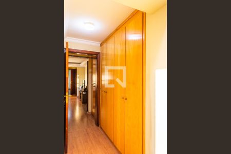 Apartamento à venda com 178m², 4 quartos e 3 vagas Apartamento à venda com 178m², 4 quartos e 3 vagasSuíte 2