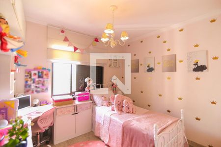 Apartamento à venda com 131m², 3 quartos e 4 vagas Apartamento à venda com 131m², 3 quartos e 4 vagasQuarto 2