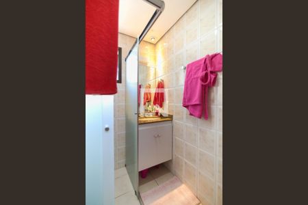 Apartamento à venda com 131m², 3 quartos e 4 vagas Apartamento à venda com 131m², 3 quartos e 4 vagasBanheiro da Suíte 2