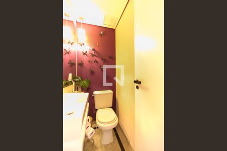 Apartamento à venda com 131m², 3 quartos e 4 vagas Apartamento à venda com 131m², 3 quartos e 4 vagasLavabo