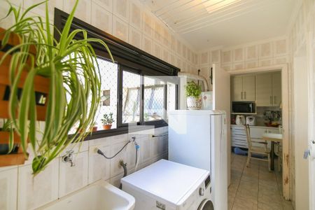 Apartamento à venda com 131m², 3 quartos e 4 vagas Apartamento à venda com 131m², 3 quartos e 4 vagasÁrea de Serviço