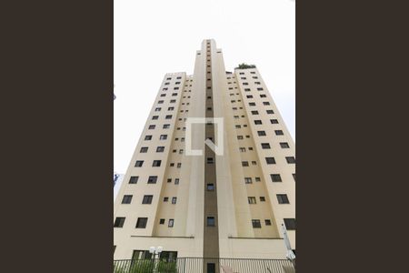 Apartamento à venda com 131m², 3 quartos e 4 vagas Apartamento à venda com 131m², 3 quartos e 4 vagasFachada