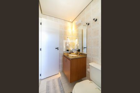 Apartamento à venda com 131m², 3 quartos e 4 vagas Apartamento à venda com 131m², 3 quartos e 4 vagasBanheiro da Suíte 3