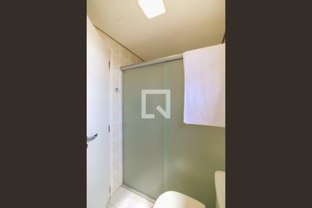 Apartamento à venda com 131m², 3 quartos e 4 vagas Apartamento à venda com 131m², 3 quartos e 4 vagasBanheiro da Suíte 1