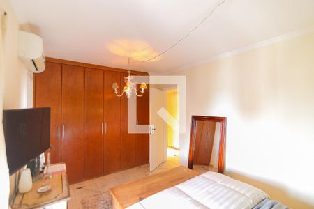 Apartamento à venda com 131m², 3 quartos e 4 vagas Apartamento à venda com 131m², 3 quartos e 4 vagasQuarto 1