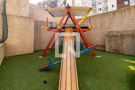Apartamento para alugar com 34m², 1 quarto e sem vaga Apartamento para alugar com 34m², 1 quarto e sem vagaÁrea comum - Playground