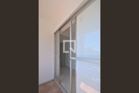 Varanda de apartamento à venda com 1 quarto, 59m² em Vila Itapura, Campinas