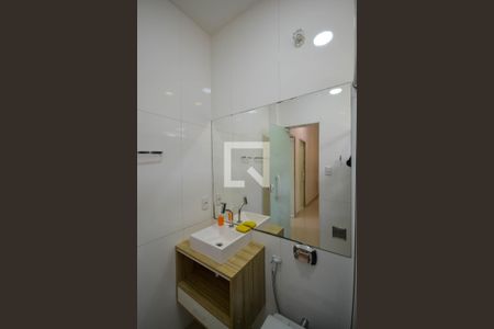 Apartamento para alugar com 68m², 3 quartos e sem vaga Apartamento para alugar com 68m², 3 quartos e sem vagaBanheiro