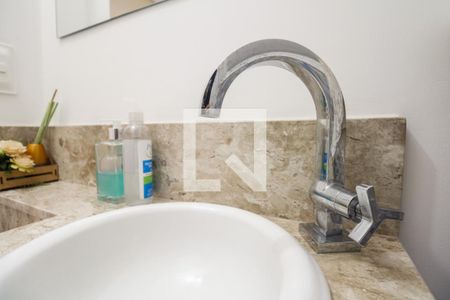 Lavabo  de casa à venda com 3 quartos, 225m² em Vila Gomes Cardim, São Paulo