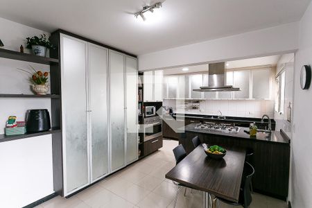 Apartamento à venda com 261m², 4 quartos e 4 vagasCozinha
