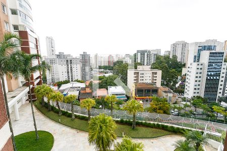 Apartamento à venda com 261m², 4 quartos e 4 vagasCozinha vista