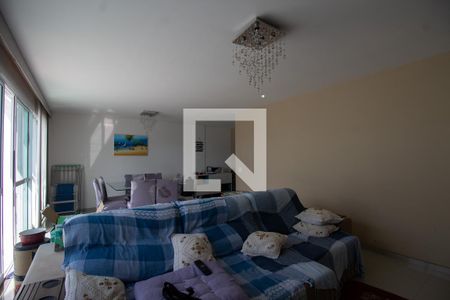 Apartamento à venda com 210m², 3 quartos e 2 vagas Apartamento à venda com 210m², 3 quartos e 2 vagasSala