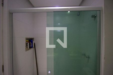 Apartamento à venda com 210m², 3 quartos e 2 vagas Apartamento à venda com 210m², 3 quartos e 2 vagasBanheiro da Suíte 2