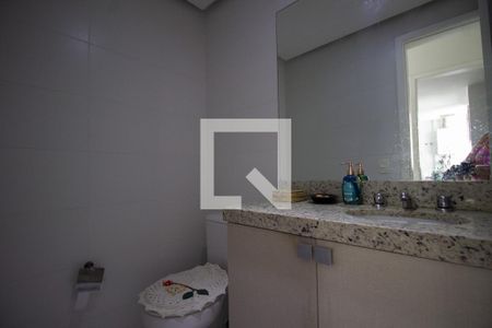 Apartamento à venda com 210m², 3 quartos e 2 vagas Apartamento à venda com 210m², 3 quartos e 2 vagasLavabo