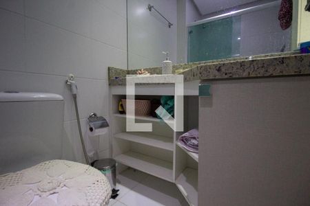 Apartamento à venda com 210m², 3 quartos e 2 vagas Apartamento à venda com 210m², 3 quartos e 2 vagasBanheiro da Suíte 2