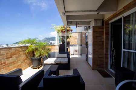 Apartamento à venda com 147m², 3 quartos e 2 vagasCobertura