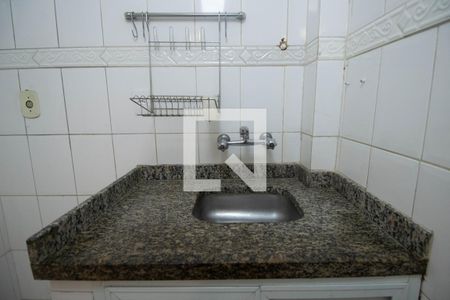 Cozinha de apartamento para alugar com 1 quarto, 36m² em Copacabana, Rio de Janeiro