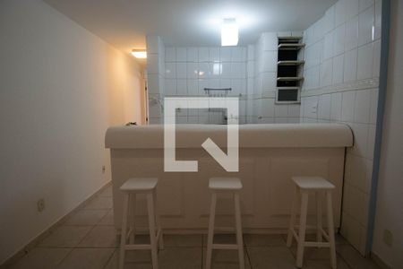 Sala/Cozinha de apartamento para alugar com 1 quarto, 36m² em Copacabana, Rio de Janeiro