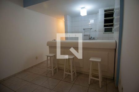 Sala/Cozinha de apartamento para alugar com 1 quarto, 36m² em Copacabana, Rio de Janeiro
