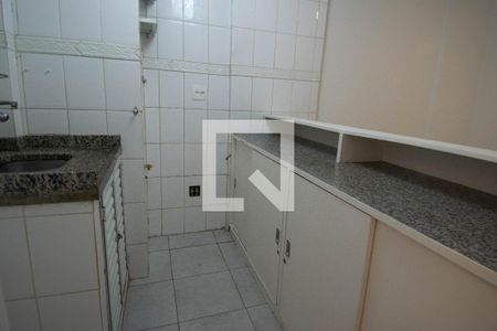 Cozinha de apartamento para alugar com 1 quarto, 36m² em Copacabana, Rio de Janeiro