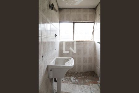 Banheiro de kitnet/studio para alugar com 1 quarto, 31m² em Sé, São Paulo