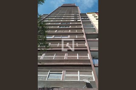 Studio à venda com 36m², 1 quarto e sem vaga Studio à venda com 36m², 1 quarto e sem vagaFachada