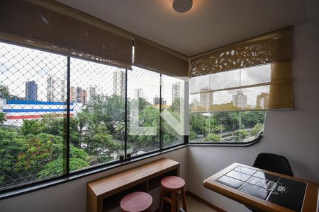 Varanda de apartamento à venda com 4 quartos, 180m² em Vila Andrade, São Paulo