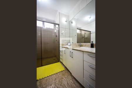 Apartamento à venda com 180m², 4 quartos e 4 vagasBanheiro