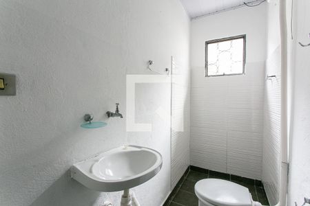Banheiro de casa para alugar com 1 quarto, 60m² em Penha de França, São Paulo