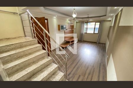 Casa à venda com 3 quartos, 125m² em Jardim Taboao, São Paulo