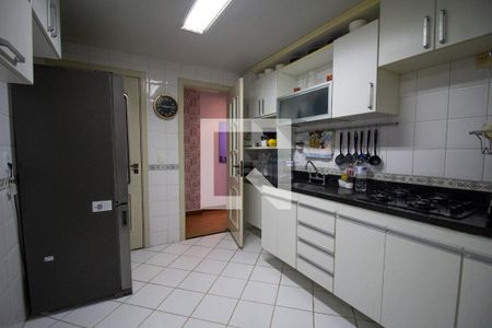 Apartamento à venda com 108m², 3 quartos e 2 vagasCozinha e Área de Serviço
