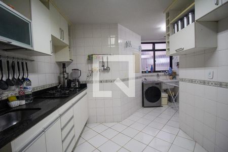 Apartamento à venda com 108m², 3 quartos e 2 vagasCozinha e Área de Serviço