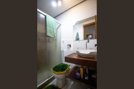 Apartamento à venda com 108m², 3 quartos e 2 vagasBanheiro Social