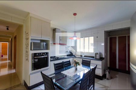 Casa à venda com 360m², 7 quartos e 2 vagasCasa 2 Cozinha