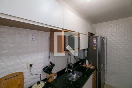 Apartamento à venda com 54m², 2 quartos e 1 vaga Apartamento à venda com 54m², 2 quartos e 1 vagaCozinha e Área de Serviço