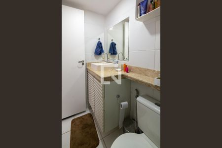 Apartamento à venda com 54m², 2 quartos e 1 vaga Apartamento à venda com 54m², 2 quartos e 1 vagaBanheiro da Suíte