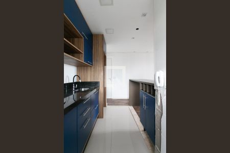 Apartamento à venda com 45m², 2 quartos e 1 vaga Apartamento à venda com 45m², 2 quartos e 1 vagaCozinha - Armários