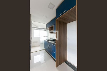 Apartamento à venda com 45m², 2 quartos e 1 vaga Apartamento à venda com 45m², 2 quartos e 1 vagaCozinha - Armários