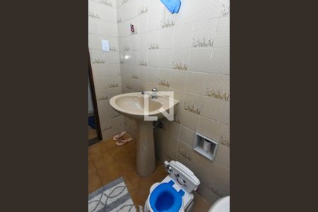 Casa para alugar com 210m², 3 quartos e 3 vagasBanheiro 2