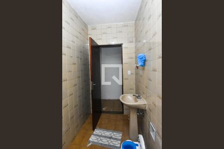 Casa para alugar com 210m², 3 quartos e 3 vagasBanheiro 2