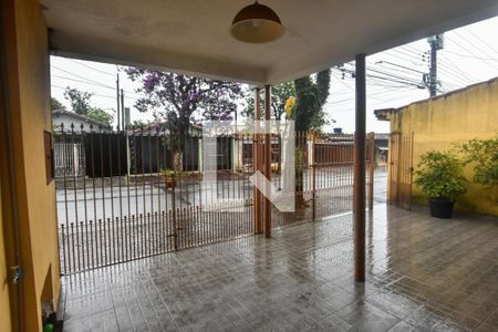 Casa para alugar com 210m², 3 quartos e 3 vagasQuintal