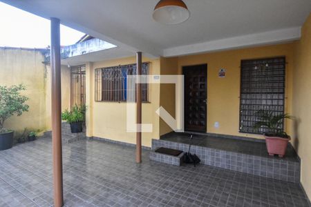 Casa para alugar com 210m², 3 quartos e 3 vagasQuintal