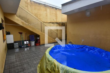 Casa para alugar com 210m², 3 quartos e 3 vagasQuintal