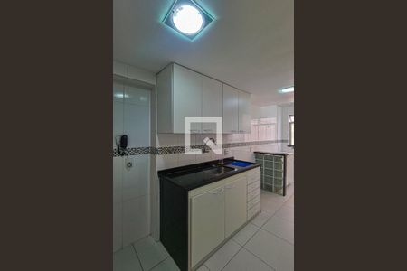 Apartamento à venda com 54m², 2 quartos e 1 vaga Apartamento à venda com 54m², 2 quartos e 1 vagaCozinha