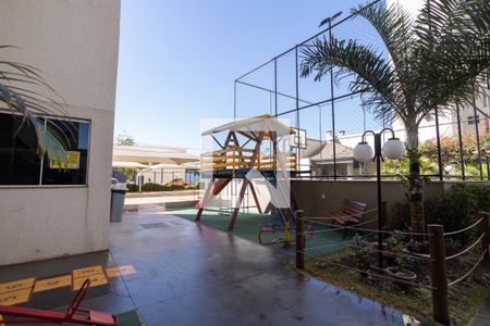 Apartamento à venda com 54m², 2 quartos e 1 vaga Apartamento à venda com 54m², 2 quartos e 1 vagaÁrea comum - Playground