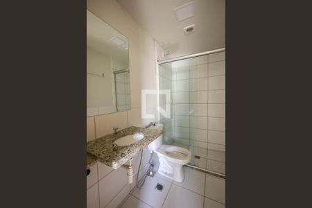 Apartamento à venda com 54m², 2 quartos e 1 vaga Apartamento à venda com 54m², 2 quartos e 1 vagaBanheiro da Suíte