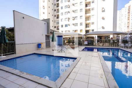Apartamento à venda com 54m², 2 quartos e 1 vaga Apartamento à venda com 54m², 2 quartos e 1 vagaÁrea comum - Piscina
